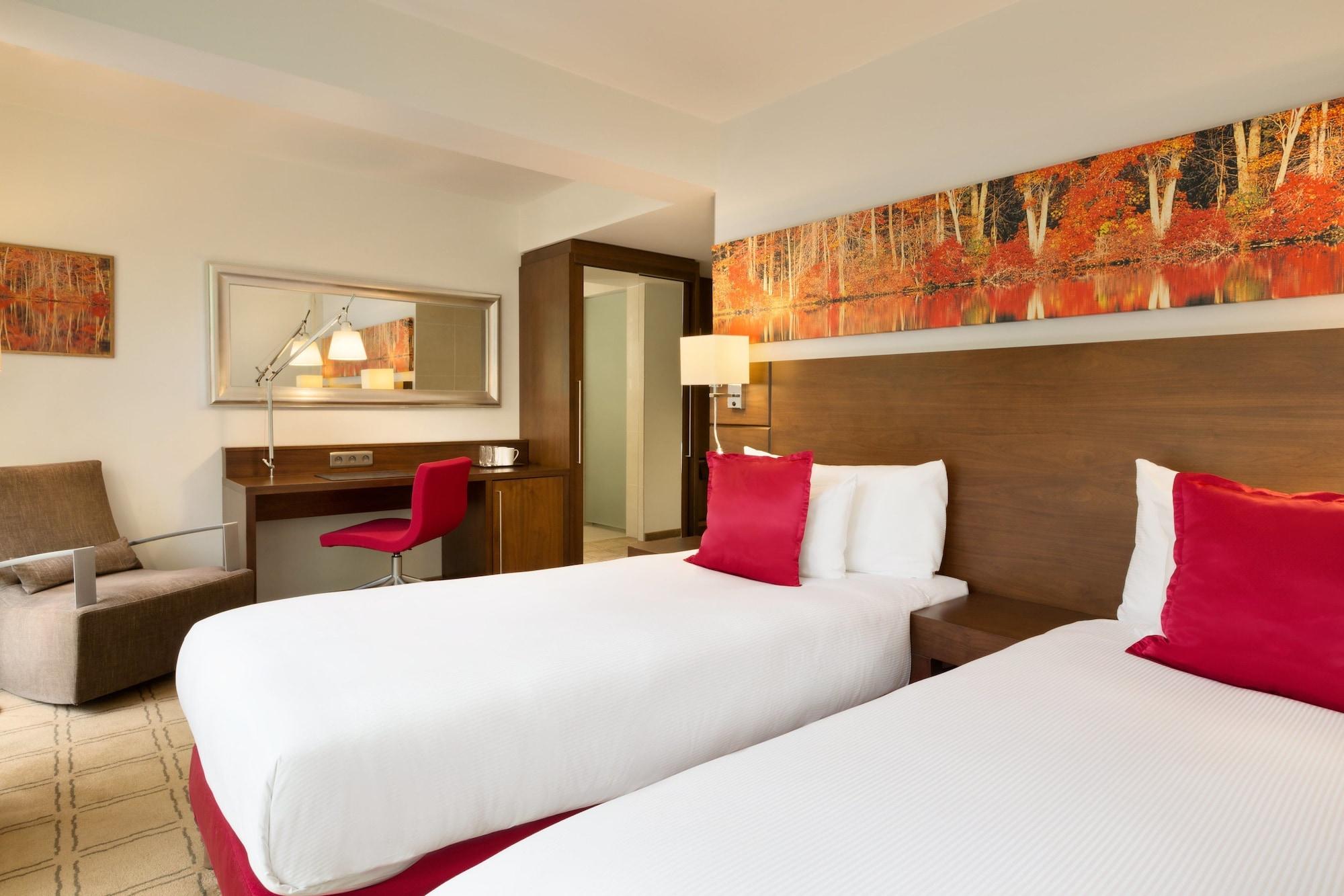 โดลเช บาย วินด์แฮม ลา อุลป์ บรัสเซลส์ Hotel ลาอุลป์ ภายนอก รูปภาพ
